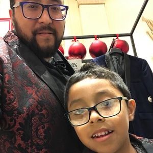 Meet your Posher, Diego